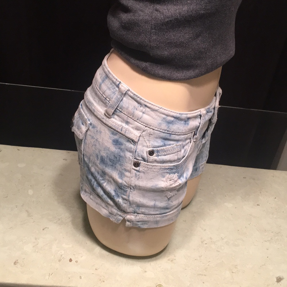🎀 3 for 20 MUDD shorts